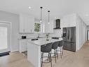 1825 Rosslyn Road, Thunder Bay, ON  - Indoor Photo Showing Kitchen With Upgraded Kitchen 