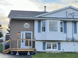 35 Thorncrest Court  Eastern Passage, NS B3G 1N4