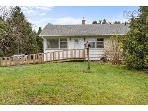 686 Highway 204, Brookdale, NS 