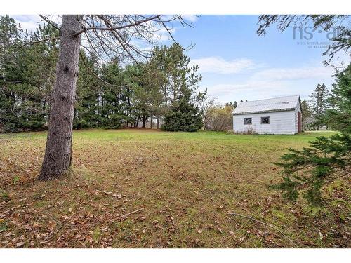 686 Highway 204, Brookdale, NS 