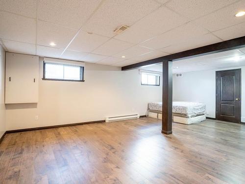 Salle familiale - 1285 Rue Notre-Dame, Repentigny (Repentigny), QC - Indoor Photo Showing Basement