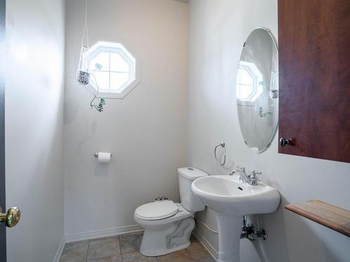 Salle d'eau - 1285 Rue Notre-Dame, Repentigny (Repentigny), QC - Indoor Photo Showing Bathroom