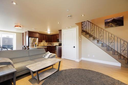 Vue d'ensemble - 307-5700 Av. Victoria, Montréal (Côte-Des-Neiges/Notre-Dame-De-Grâce), QC - Indoor Photo Showing Living Room