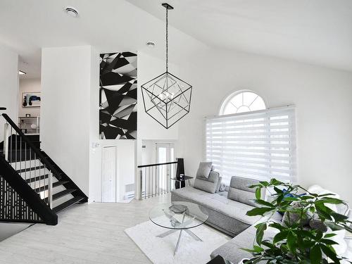 Salon - 8990 Place Rodier, Brossard, QC - Indoor Photo Showing Living Room