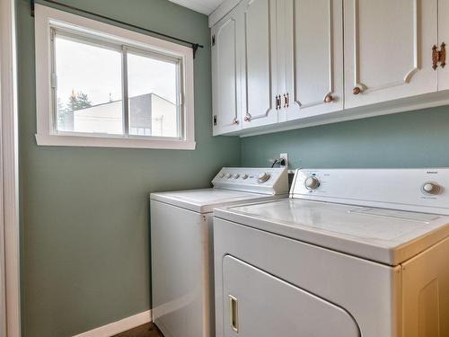 Laundry room - 322 Rue Principale, Saint-Robert, QC - Indoor Photo Showing Laundry Room