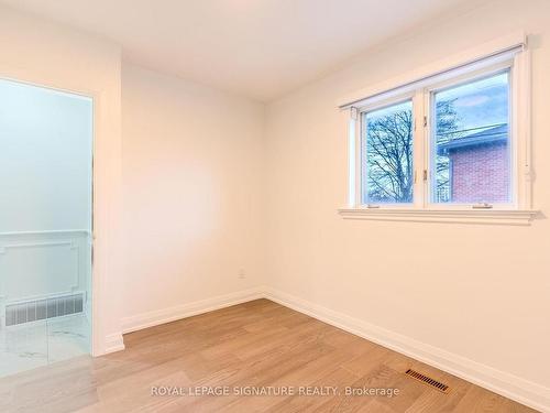 2218 Cliff Rd, Mississauga, ON - Indoor Photo Showing Other Room