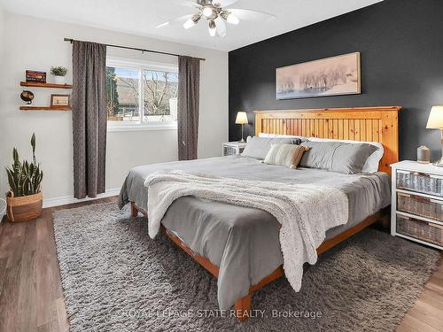 4466 Michael Ave, Lincoln, ON - Indoor Photo Showing Bedroom