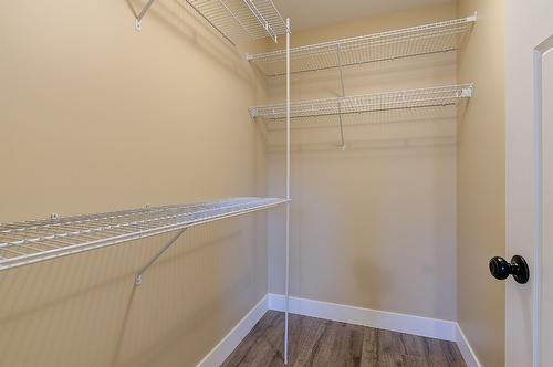 712 Ruston Road, Kelowna, BC - Indoor With Storage