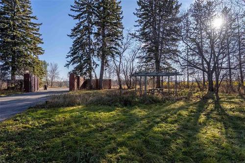 1138 River Rd, St Andrews, MB 