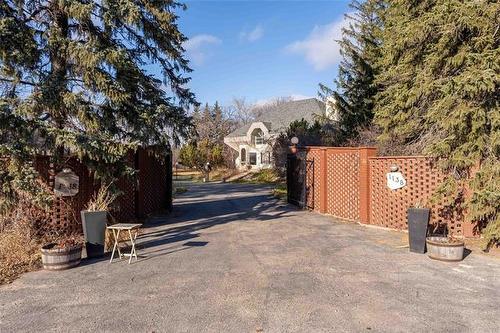 1138 River Rd, St Andrews, MB 