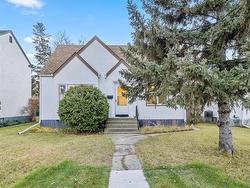 228 Rupertsland AVE  Winnipeg, MB R2V 0G2