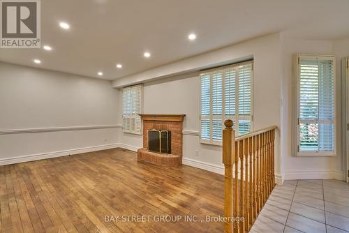 2049 Grand Boulevard, Oakville, ON - Indoor Photo Showing Other Room