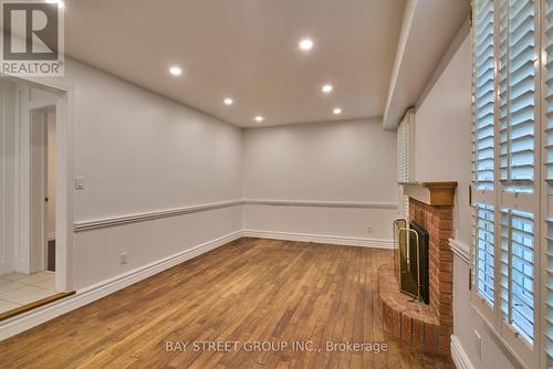 2049 Grand Boulevard, Oakville, ON - Indoor Photo Showing Other Room