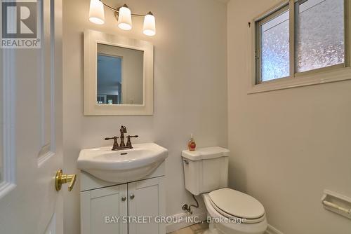 2049 Grand Boulevard, Oakville, ON - Indoor Photo Showing Bathroom