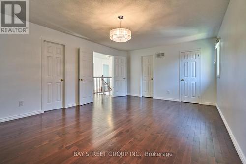 2049 Grand Boulevard, Oakville, ON - Indoor Photo Showing Other Room