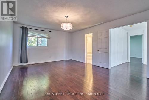 2049 Grand Boulevard, Oakville, ON - Indoor Photo Showing Other Room