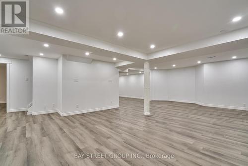 2049 Grand Boulevard, Oakville, ON - Indoor