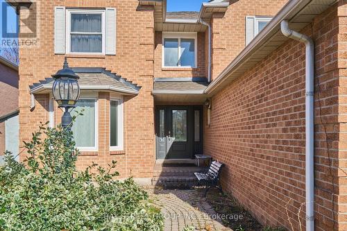 2049 Grand Boulevard, Oakville, ON - Outdoor