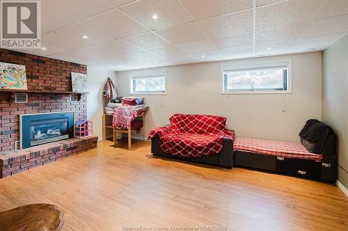 68 Argyle Crescent, Chatham, ON - Indoor Photo Showing Basement With Fireplace