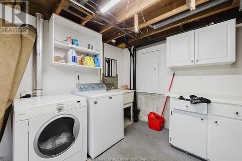 68 Argyle Crescent, Chatham, ON - Indoor Photo Showing Laundry Room