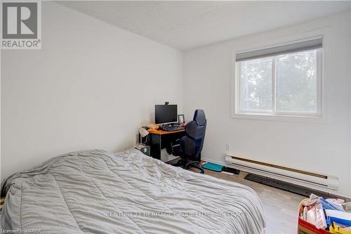 549 Alfred Street, Kingston (East Of Sir John A. Blvd), ON - Indoor Photo Showing Bedroom