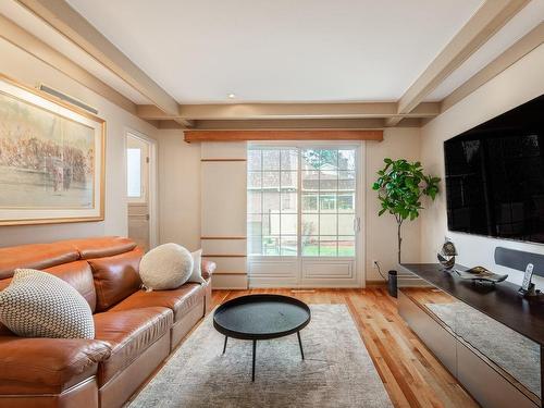 Salle familiale - 3045 Rue Michaud, Brossard, QC - Indoor Photo Showing Living Room