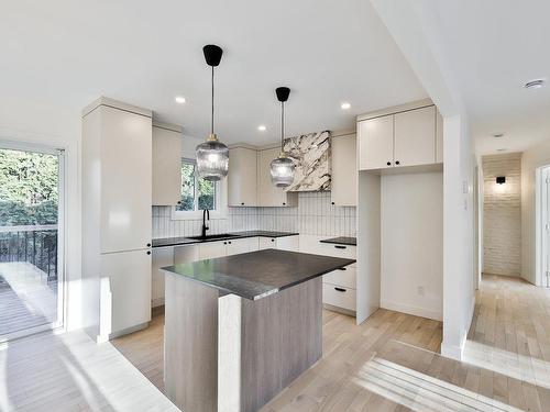 Cuisine - 775 47E Avenue, Saint-Jérôme, QC - Indoor Photo Showing Kitchen With Upgraded Kitchen