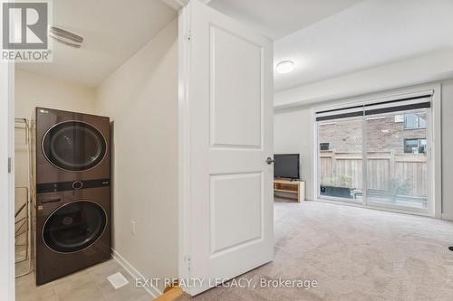 2528 Castlegate Crossing, Pickering, ON - Indoor Photo Showing Laundry Room