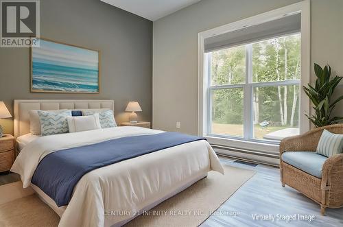 7222 Hwy 35, Kawartha Lakes (Coboconk), ON - Indoor Photo Showing Bedroom