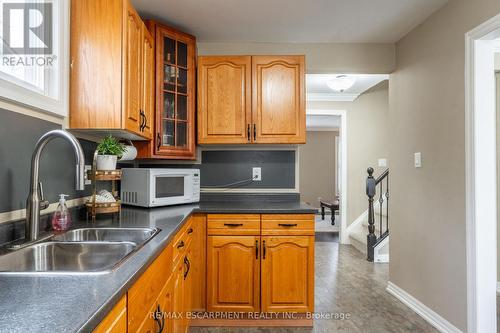 43 Brantwood Park Road, Brantford, ON - Indoor Photo Showing Kitchen With Double Sink