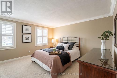 43 Brantwood Park Road, Brantford, ON - Indoor Photo Showing Bedroom