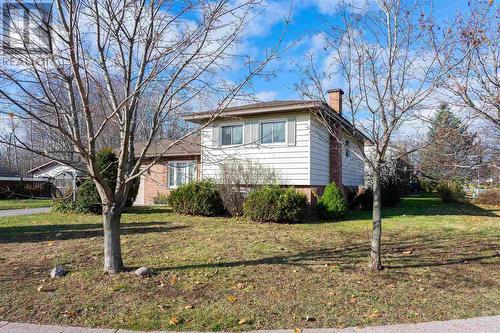 163 Parkland Cres, Sault Ste. Marie, ON - Outdoor