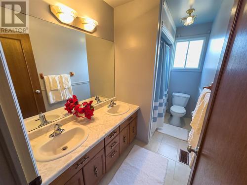 163 Parkland Cres, Sault Ste. Marie, ON - Indoor Photo Showing Bathroom