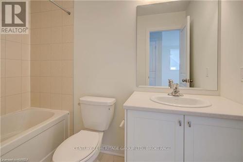 12 Oakmont Drive, Loyalist (Bath), ON - Indoor Photo Showing Bathroom