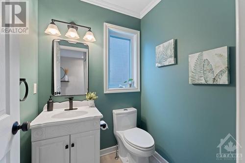 65 Hawley Crescent, Ottawa, ON - Indoor Photo Showing Bathroom