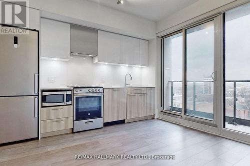 934 - 251 Jarvis Street, Toronto, ON - Indoor Photo Showing Kitchen