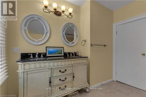 370 Stone Street, Gananoque (821 - Gananoque), ON - Indoor Photo Showing Bathroom