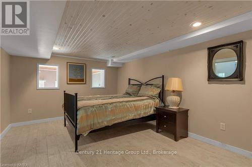 370 Stone Street, Gananoque (821 - Gananoque), ON - Indoor Photo Showing Bedroom