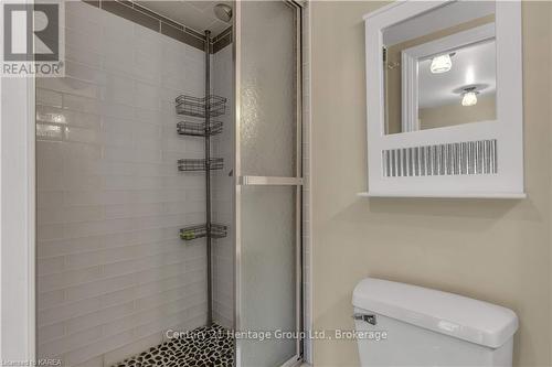 370 Stone Street, Gananoque (821 - Gananoque), ON - Indoor Photo Showing Bathroom