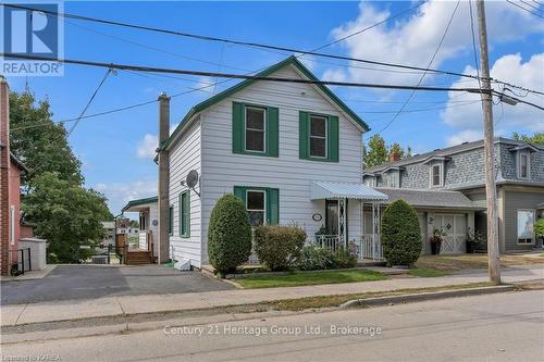 370 Stone Street, Gananoque (821 - Gananoque), ON - Outdoor With Facade