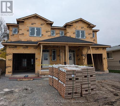 6672 Hawkins Street, Niagara Falls (217 - Arad/Fallsview), ON - Outdoor With Deck Patio Veranda With Facade