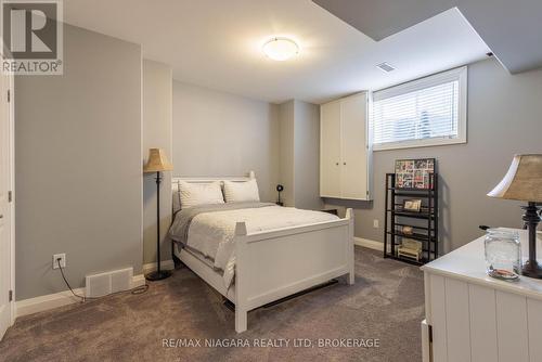 8665 Glavcic Drive, Niagara Falls (219 - Forestview), ON - Indoor Photo Showing Bedroom