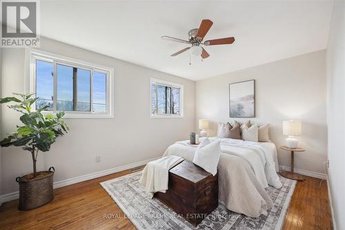 348 Pine Avenue, Oshawa (Vanier), ON - Indoor Photo Showing Bedroom