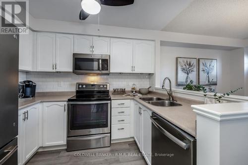 87 Sprucedale Way, Whitby (Pringle Creek), ON - Indoor Photo Showing Kitchen With Stainless Steel Kitchen With Double Sink