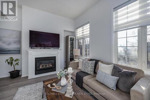 87 Sprucedale Way, Whitby (Pringle Creek), ON - Indoor Photo Showing Living Room With Fireplace