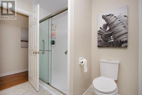 1100 Old Pye Court, Oshawa (Centennial), ON - Indoor Photo Showing Bathroom