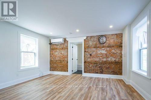 31 Bettes Street, Belleville, ON - Indoor Photo Showing Other Room