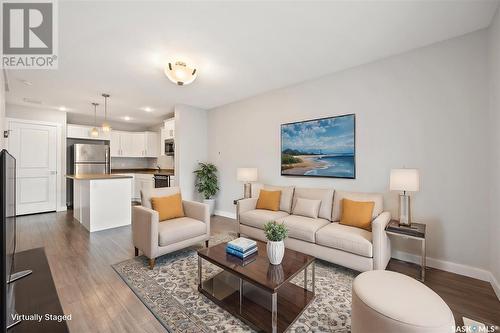 205 315 Dickson Crescent, Saskatoon, SK - Indoor Photo Showing Living Room