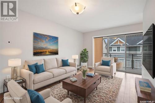 205 315 Dickson Crescent, Saskatoon, SK - Indoor Photo Showing Living Room