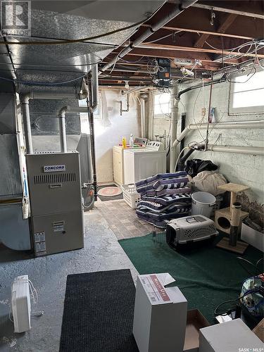 820 Park Avenue, Weyburn, SK - Indoor Photo Showing Basement